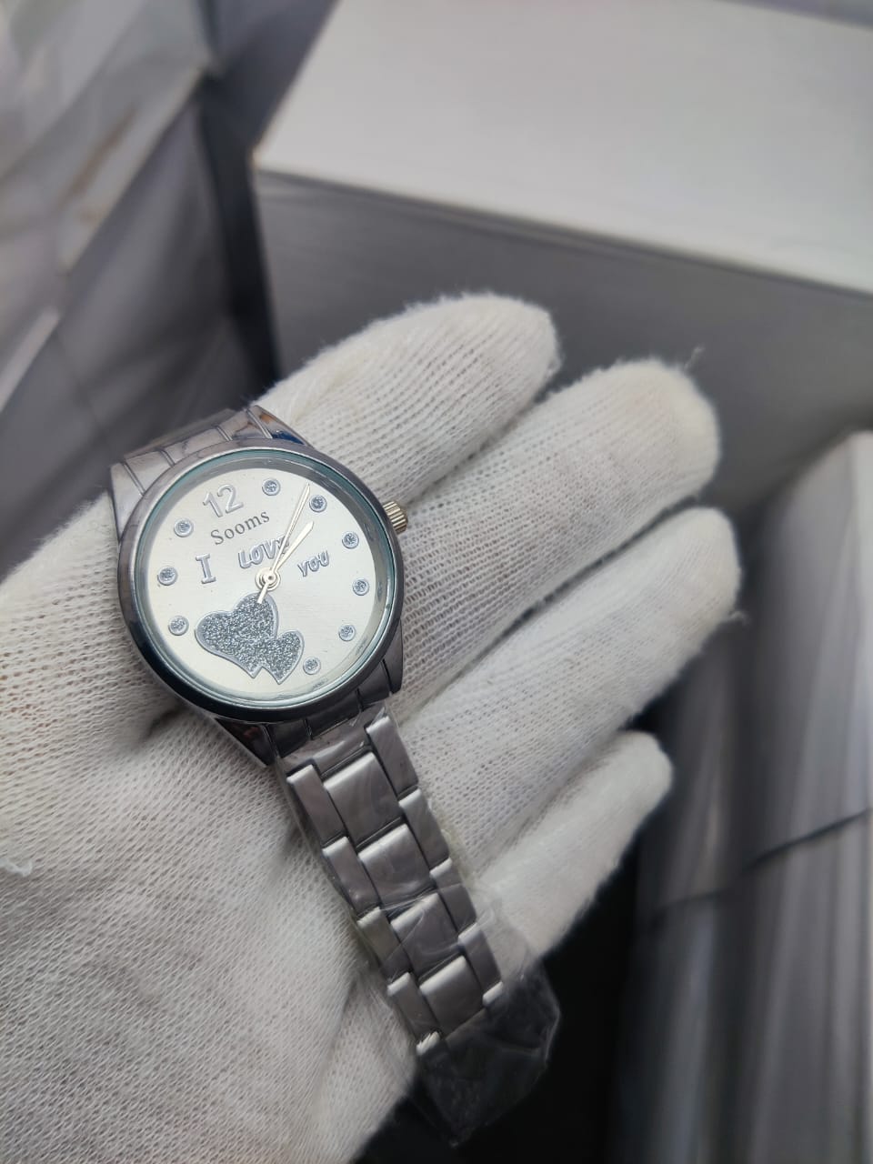 Soons 'I Love You' Quartz Watch for Women - Silver Tone with Glitter Heart Dial