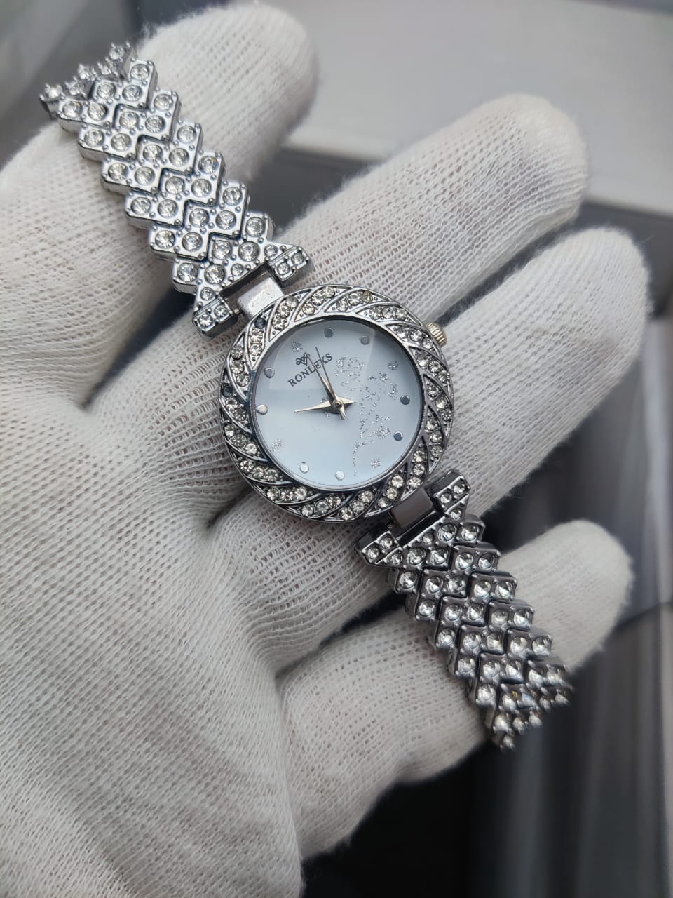 Beautiful stylish Watch For Girls