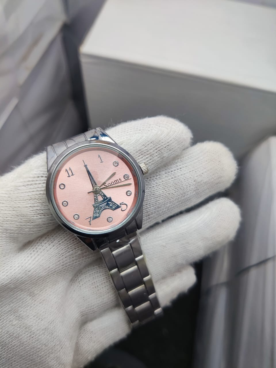 Women's Parisian Theme Analog Watch Pink Dial